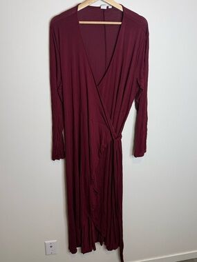 GAP Long-Sleeve Wrap Dress in Burgundy size xxl